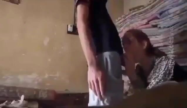 تتناك من واد قد ابنها ويجيب لبنه في كسها سكس مصري xnxx