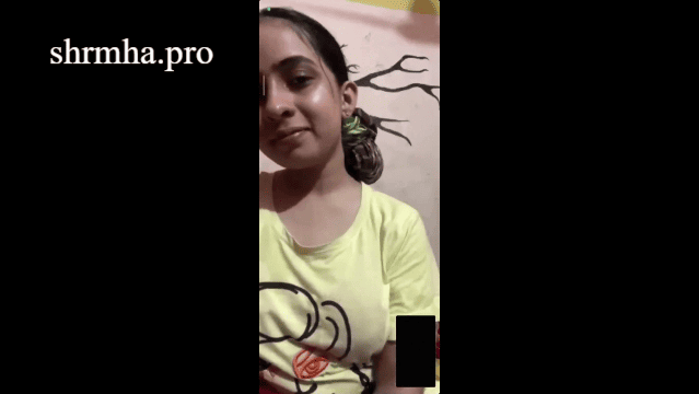 بنت فرسة بتصوره بزازها الكبيرة الفاجرة لحبيبها سكس نودز مصري