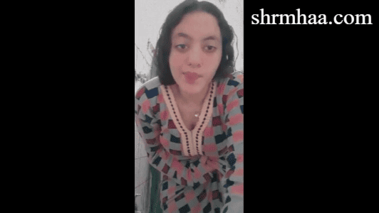 بت شعبية و جسمها جاحد بتقلع العباية ودلع حبيبها جسمها الفاجر سكس نودز مصري